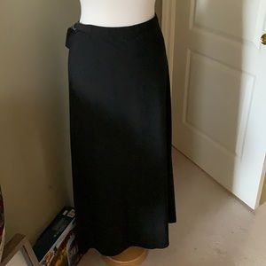 Old Navy full length black skirt